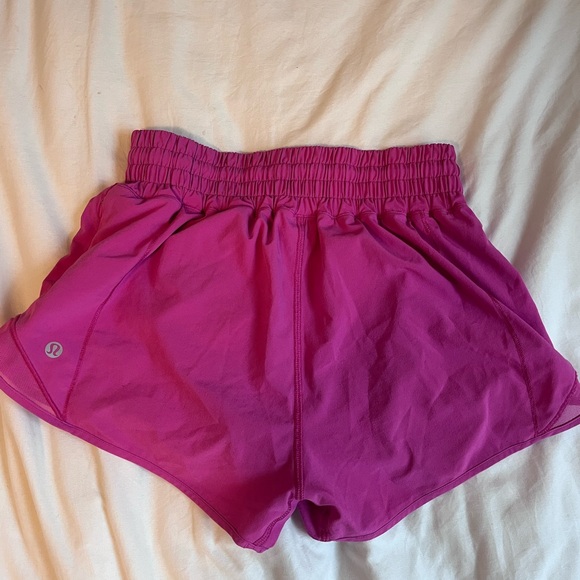 sonic pink lululemon shorts - Picture 2 of 4